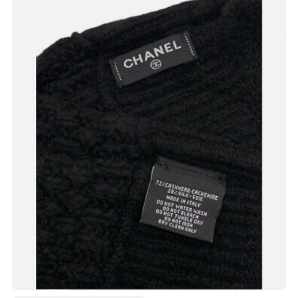 Authentic Chanel cashmere gloves !! One size! NWT - Picture 6 of 9